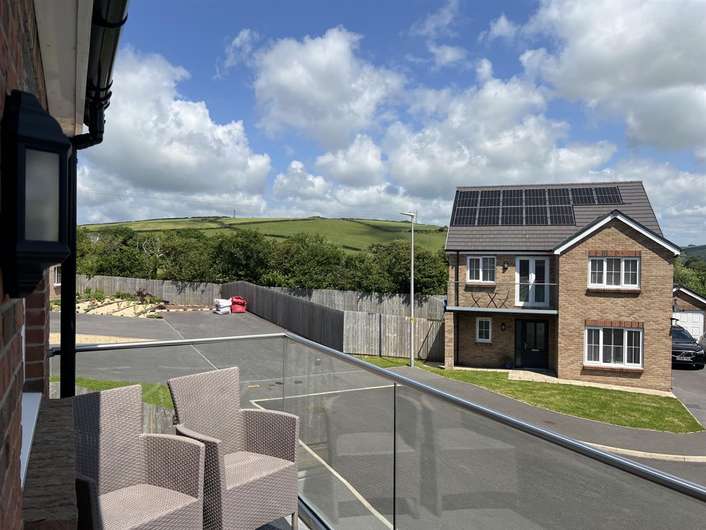 Clos Clemment, Five Roads, Llanelli, SA15 5YQ